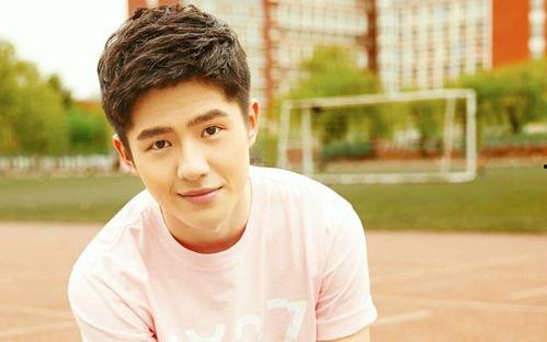 吃瓜娱乐圈李现胡一天,娱乐圈的瓜田新秀  第1张